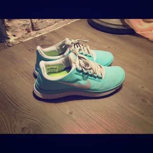 Women’s nikes